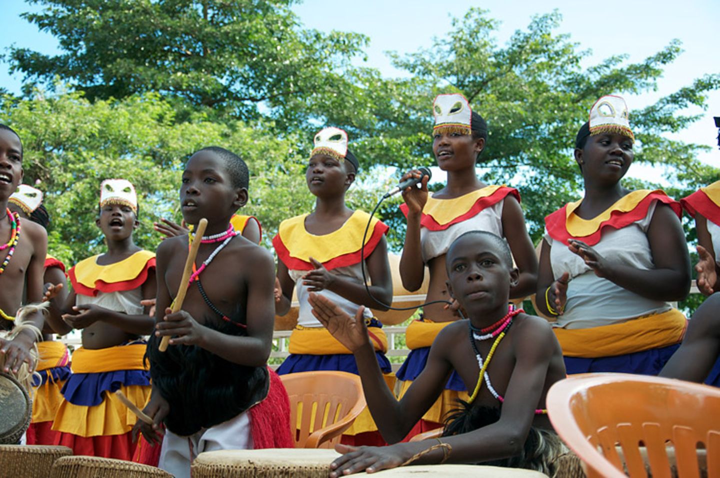 Hoffnung für Waisenkinder in Uganda - Bild 12