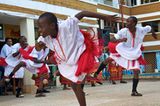Hoffnung für Waisenkinder in Uganda - Bild 13