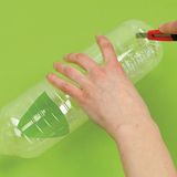 Kinder-Experiment: Archimedische Schraube bauen