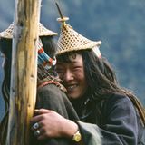 Junge Frauen aus dem Dorf Laya (1992)