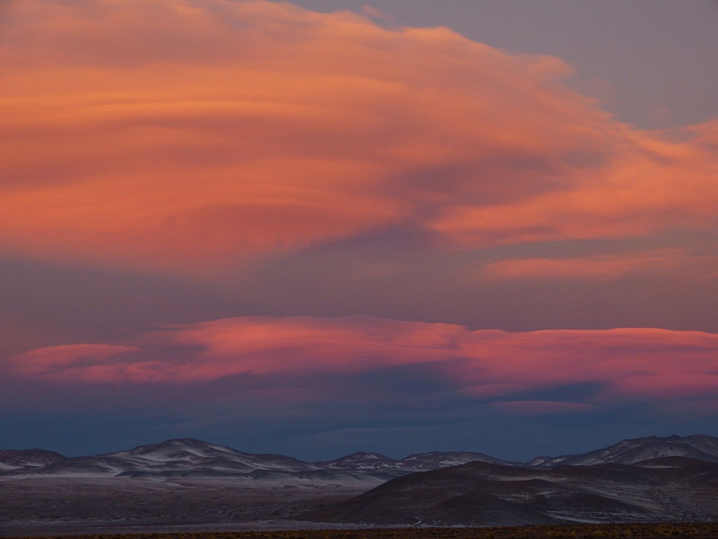 Sonnenuntergang im Andenhochland