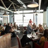 Im coolen Pub Pie ordern