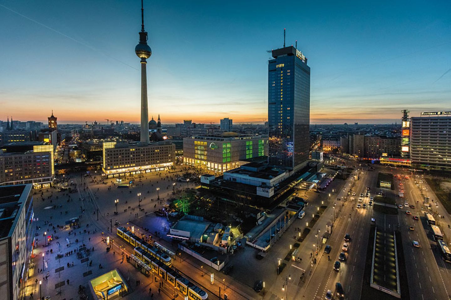 Berlin aus halber Höhe