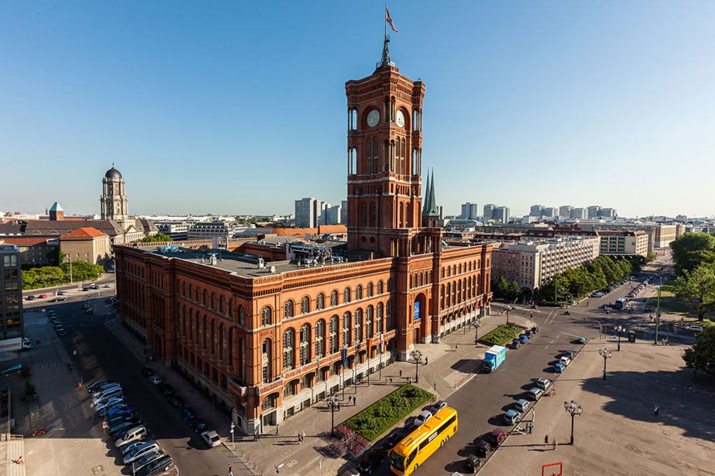 Berlin aus halber Höhe