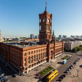 Berlin aus halber Höhe