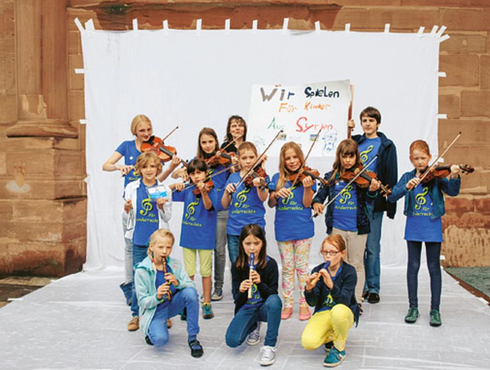 UNICEF: Musikschüler, 8 und 9 Jahre, aus Frankfurt am Main