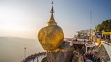 Pilgerweg: ein Balanceakt - der Goldene Felsen von Kyaikhtiyo, Myanmar