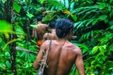Mentawai-Männer, Siberut, Mentawai-Inseln, Indonesien