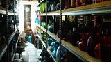 Requisiten: Fotostrecke: Das Requisitenlager "Axis Mundi" - Bild 6