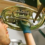 Musikinstrumente: Musik: Wie Hörner gebaut werden - Bild 8