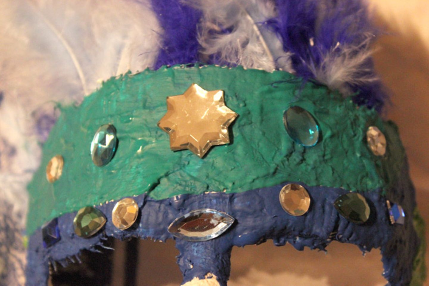 Fasching: Basteltipp: Venezianische Gipsmaske - Bild 9