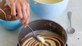 Backen: Rezept: Zebrakuchen - Bild 4
