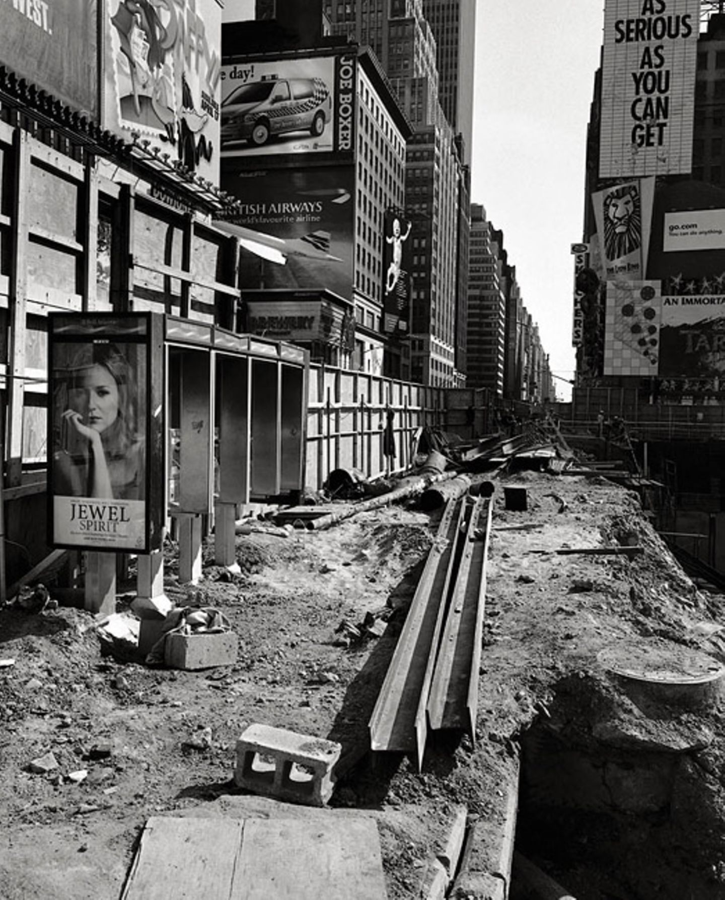 7th Avenue, Times Square, 2000