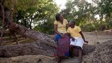 Phyllis Omido, Kenia