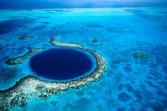 Karibik: Belize in Zentralamerika, Great Blue Hole