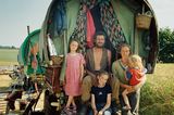 The Delany Family: Peter, Rachel, Hazel, Bryony und Judah, 2001