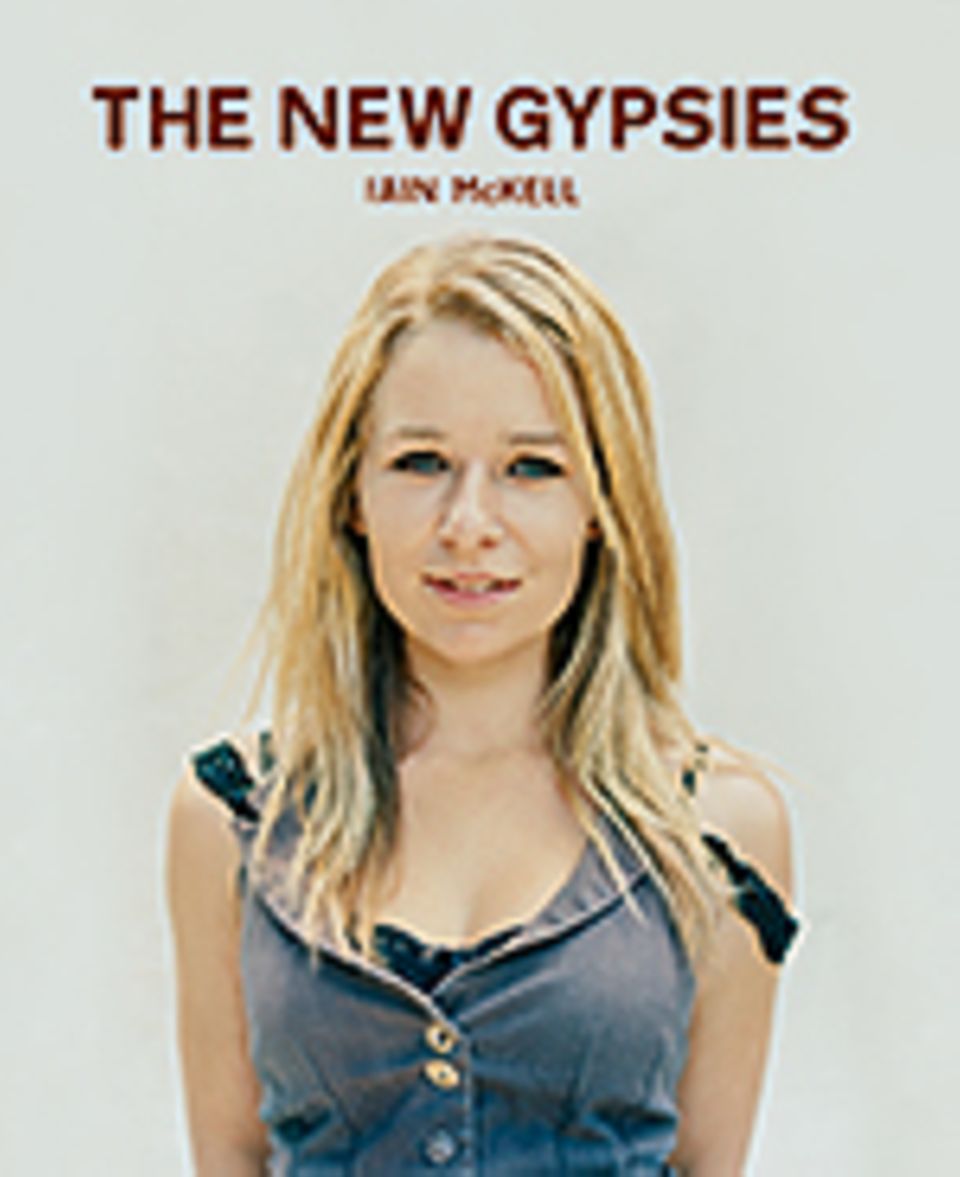 Porträts von Aussteigern: The New Gypsies, Iain McKell, Texte von Iain McKell, Ezmeralda Sanger, Val Williams. Englisch, 2014, 180 Seiten, gebunden, 39,95 €