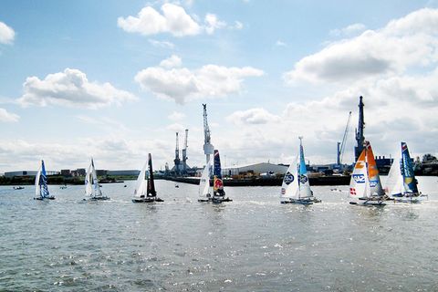 Extreme Sailing Series: Extrem-Segeln auf der Elbe