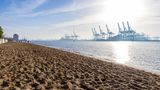 Hamburg: Elbstrand in der Stadt