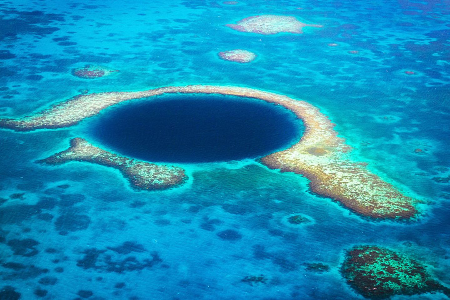 Great Blue Hole in Belize