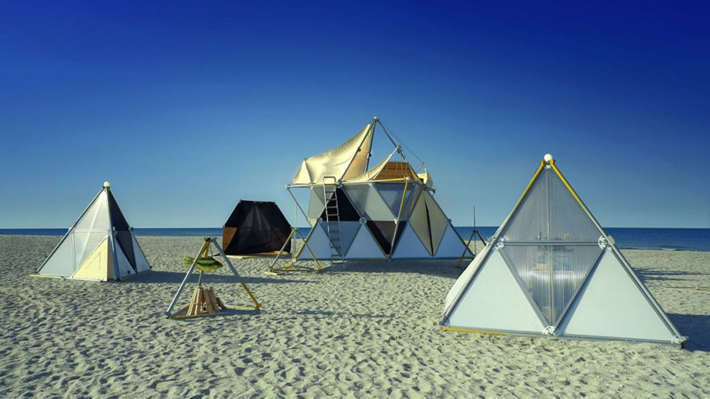 Archinoma Y-Bio Seaside Camp