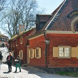 Stockholm: Anstoßen im Freilichtmuseum Skansen