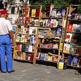 In Kuba stehen in den Regalen der Buchhandlungen jene Bücher, die keiner haben will