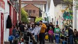 Zehn Fehlkäufe im Secondhandladen oder auf dem Flohmarkt verkaufen