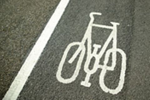 Radwege: Weg mit den Buckelpisten!