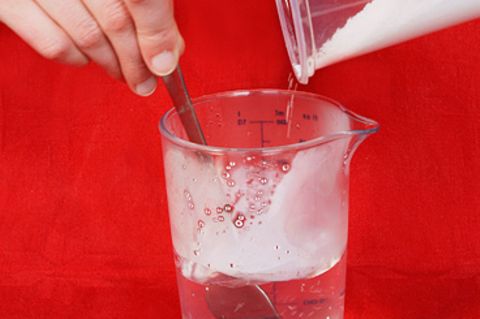 Basteln: Experimente mit Wasser