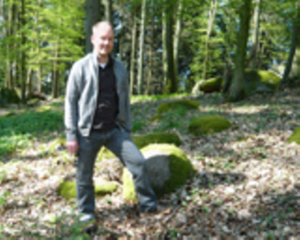 Naturschutz: Dr. Michael Dohlen vom Institut für Baustoff-Forschung in Duisburg hat Stadtwälder im Ruhrgebiet untersucht Naturschutz: Dr. Michael Dohlen vom Institut für Baustoff-Forschung in Duisburg hat Stadtwälder im Ruhrgebiet untersucht
