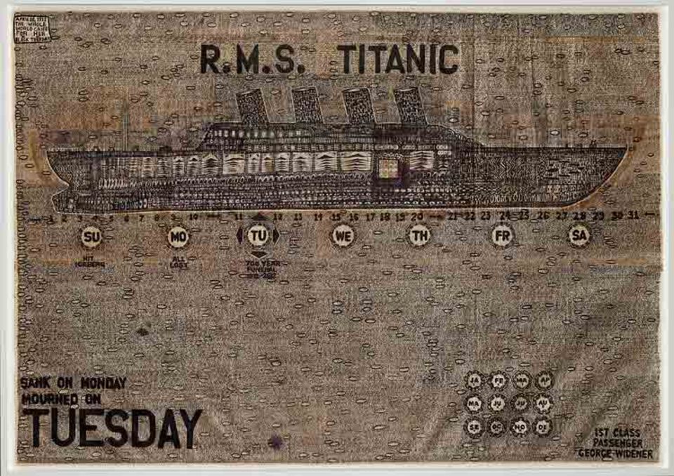 Die "Titanic" sank an einem Montag, die Welt erfuhr es am Tag darauf. In dem Bild "Totenfeier für die Titanic" schrieb Widener alle 36400 Dienstage zwischen 1912 und 2612 nieder Die "Titanic" sank an einem Montag, die Welt erfuhr es am Tag darauf. In dem Bild "Totenfeier für die Titanic" schrieb Widener alle 36400 Dienstage zwischen 1912 und 2612 nieder