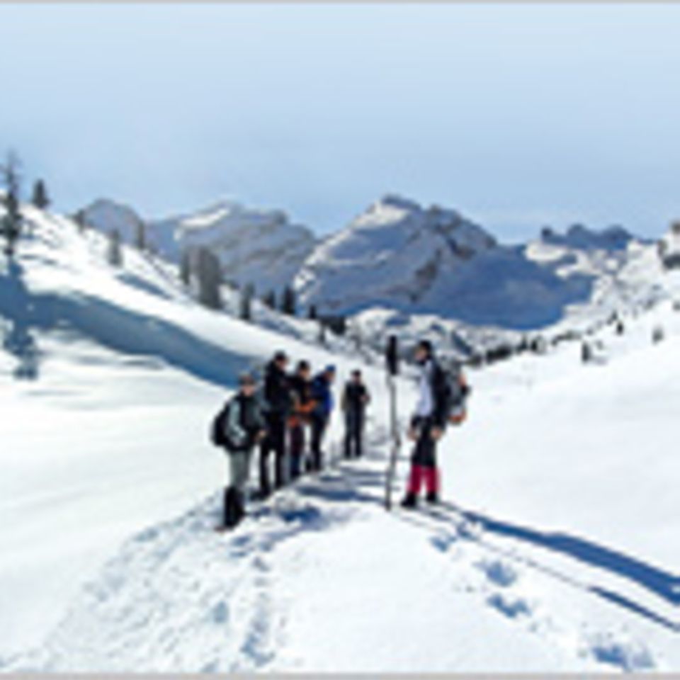 Wintersport: Wintersport: Schneeschuh-Wandern in den Dolomiten
