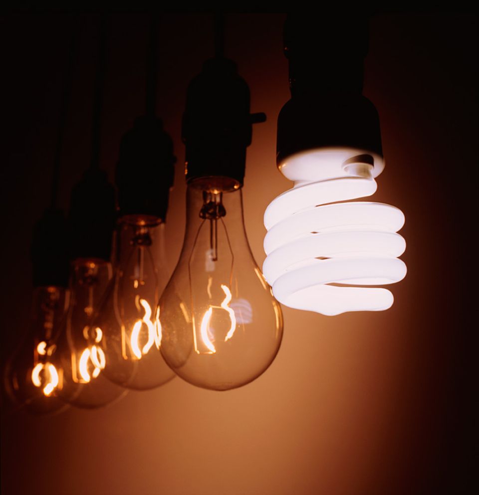 Rebound-Effekt: Energiesparlampe hin oder her: Sparen kann man nur, indem man weniger verbraucht Rebound-Effekt: Energiesparlampe hin oder her: Sparen kann man nur, indem man weniger verbraucht