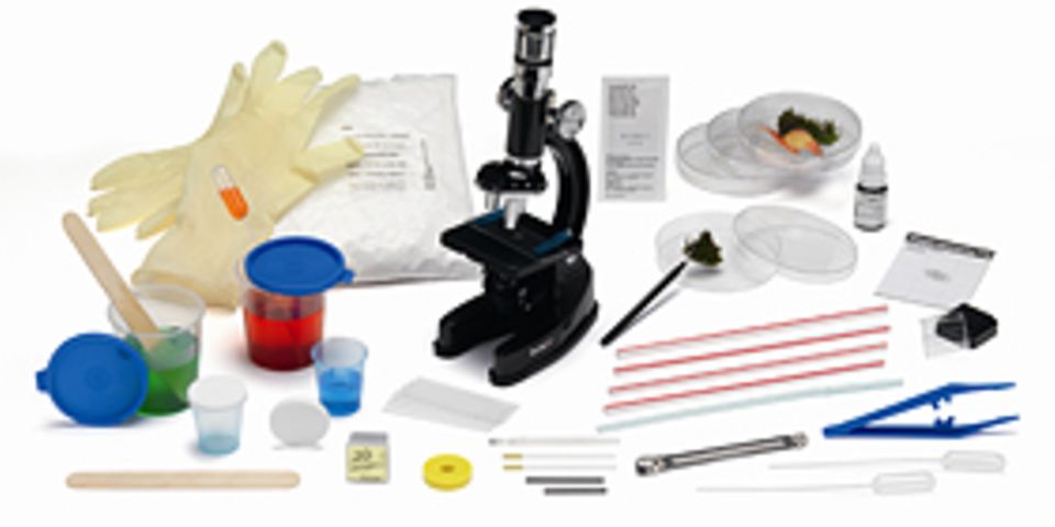Mikroskop, Pinzette und zahlreiche Proben - im Experimentierkasten findet ihr alles, was ein wahrer Detektiv braucht Mikroskop, Pinzette und zahlreiche Proben - im Experimentierkasten findet ihr alles, was ein wahrer Detektiv braucht
