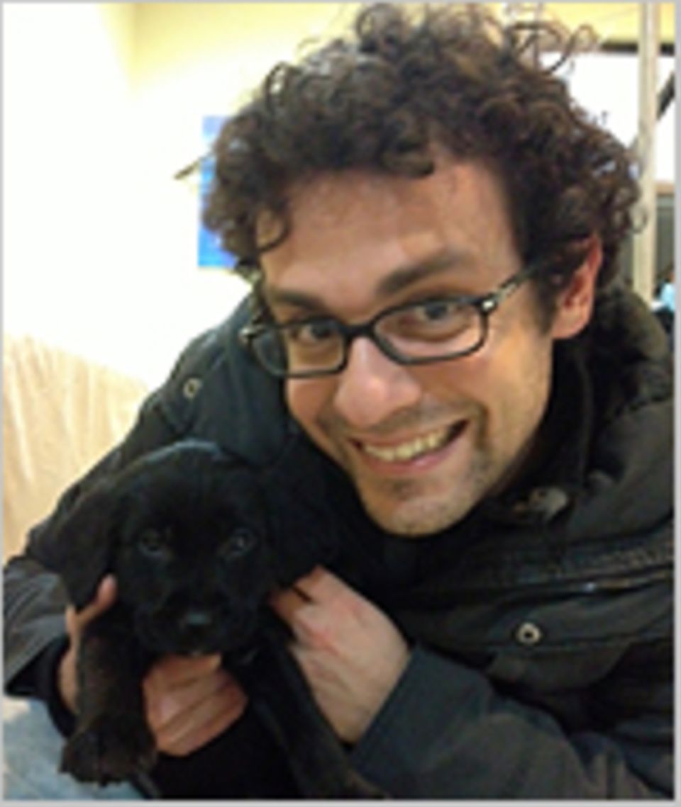 Tierversuche: Ein Herz für Tiere: Adriano Varrica, Europa-Kampagnenleiter von STOP VIVISECTION Tierversuche: Ein Herz für Tiere: Adriano Varrica, Europa-Kampagnenleiter von STOP VIVISECTION