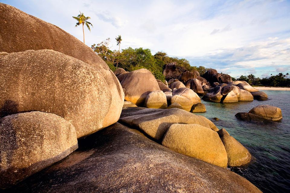 Asien: Noch fern ab vom Massentourismus befindet sich das kleine indonesische Eiland Belitung