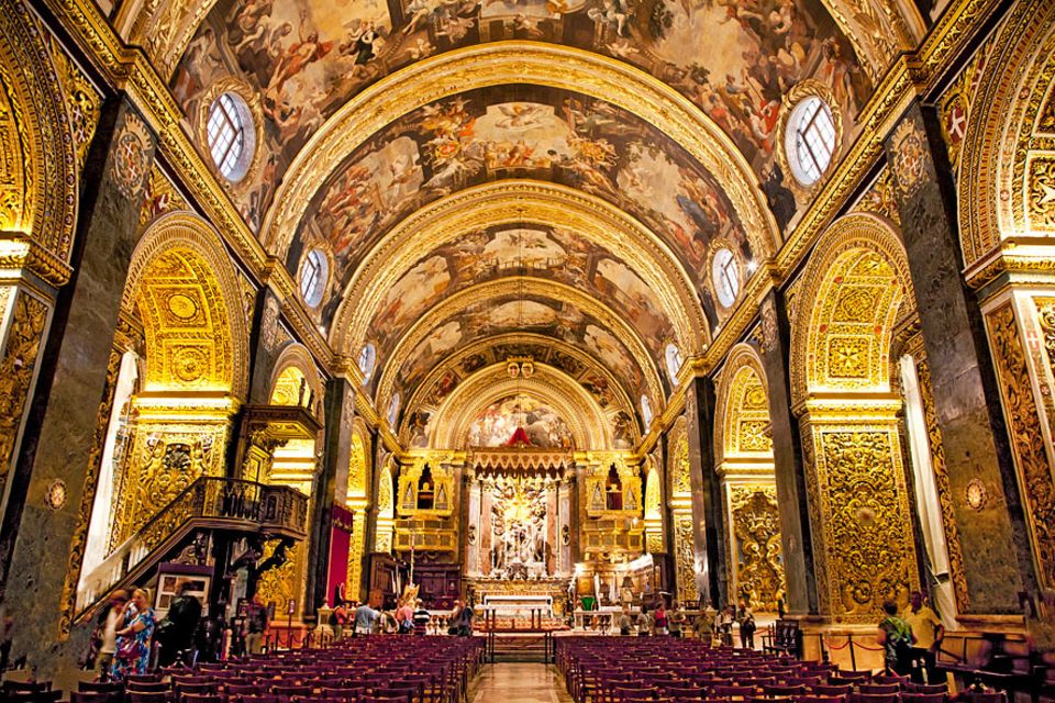 Reisetipps Malta: Von allen 365 Kirchen ist die St. John's Cathedral den Maltesern die liebste. Wer einen Blick ins Innere wirft, versteht warum Reisetipps Malta: Von allen 365 Kirchen ist die St. John's Cathedral den Maltesern die liebste. Wer einen Blick ins Innere wirft, versteht warum