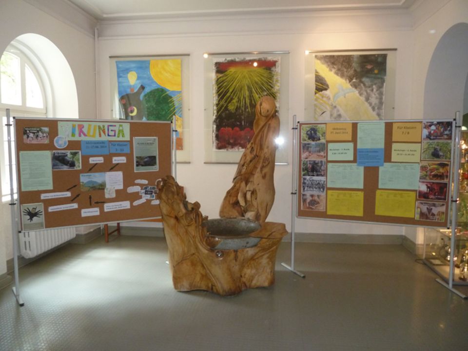 Eine Ausstellung an der Christophorusschule Droyßig mit zahlreichen Informationen zum Virunga Nationalpark