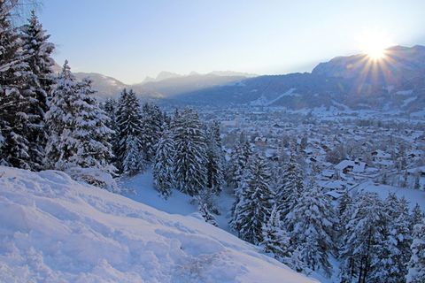 Garmisch-Partenkirchen: Brettspiele im Zugspitzland