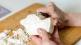 Basteltipp: Fang an zu schnitzen - Bild 4