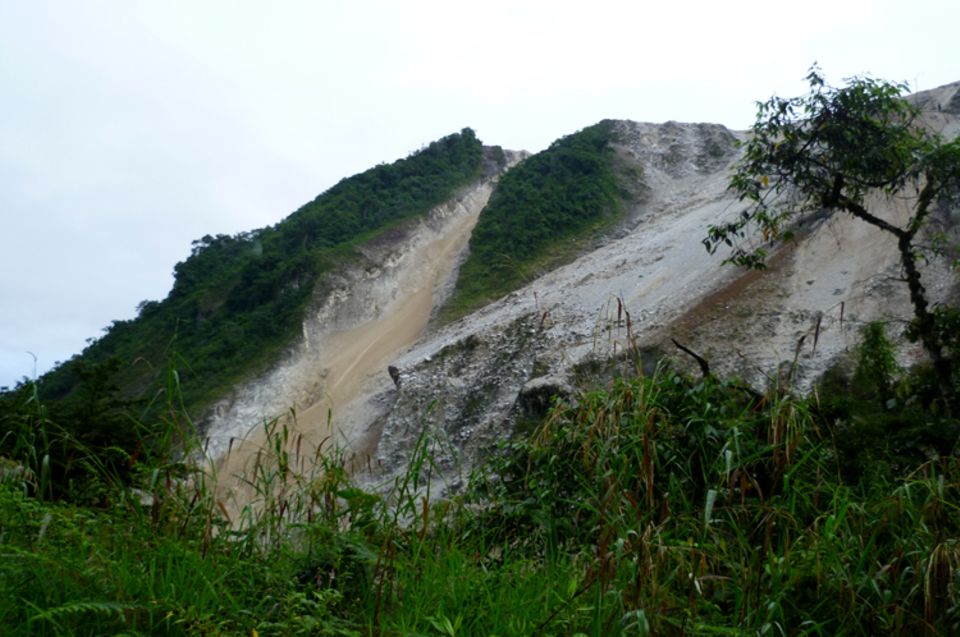 Im Bezirk von Vacas Galindo wird Kalkstein abgebaut. Die Zementproduktion der französischen Firma Lafarge bedroht die Gesundheit der Bewohner in dieser Region