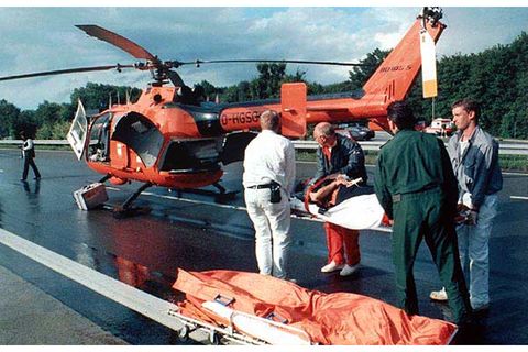 Beruf: Massenkarambolage auf der Autobahn: Ein Opfer wird mit dem Hubschrauber ins Krankenhaus geflogen
