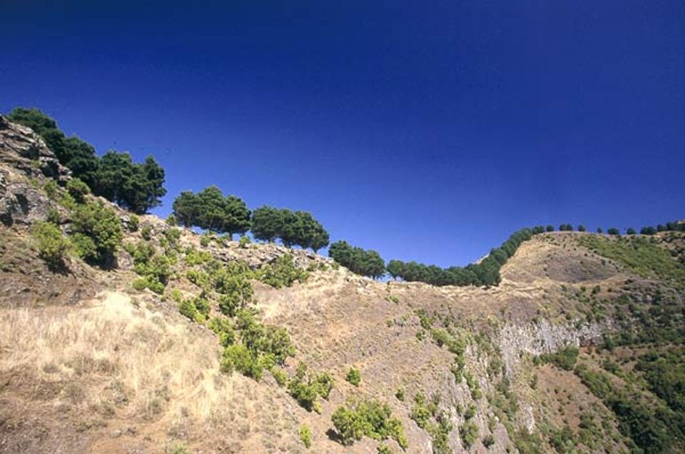 Eine typische Landschaft im Landesinneren Eine typische Landschaft im Landesinneren