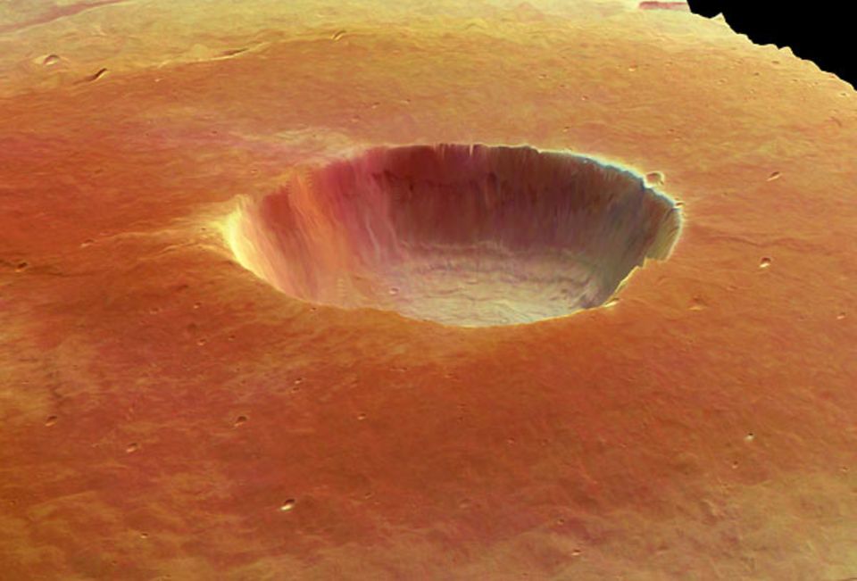 In die Caldera des Vulkans Albor-Tholus weht Staub, der die Mars-Oberfläche überall bedeckt In die Caldera des Vulkans Albor-Tholus weht Staub, der die Mars-Oberfläche überall bedeckt