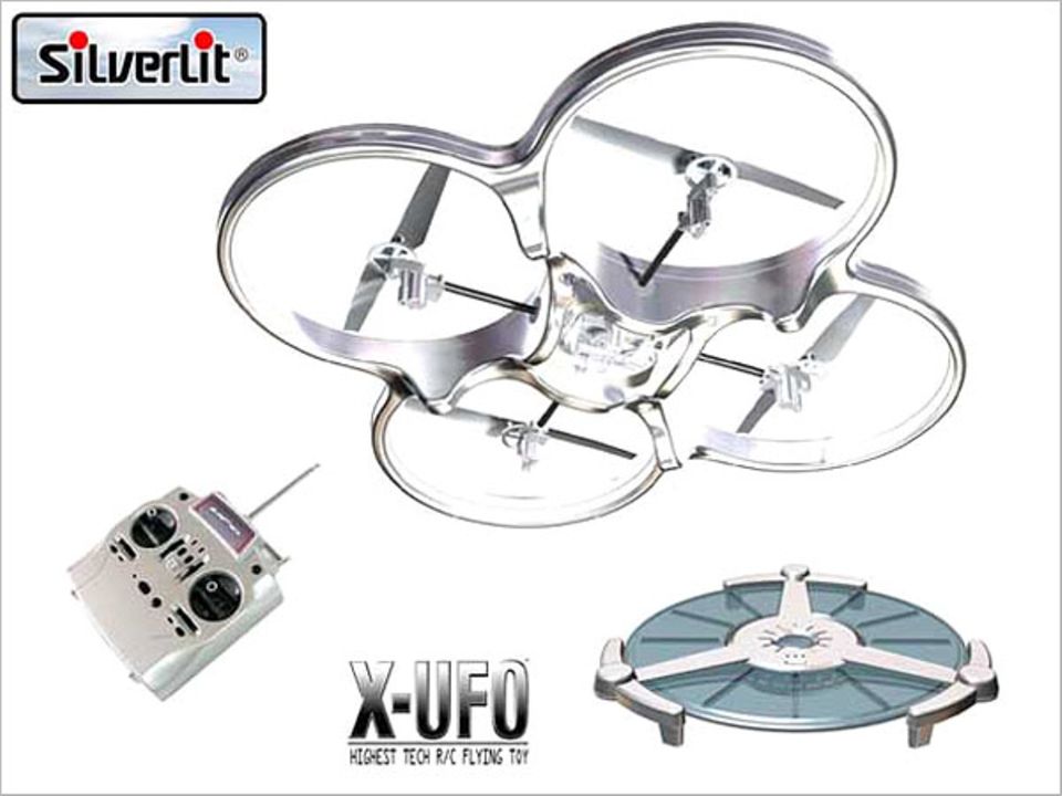 Geschicklichkeit und Flugkunst mit dem X-UFO beweisen