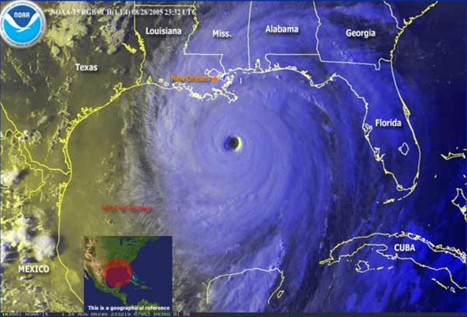Am Morgen des 29. August, gegen 7 Uhr Ortszeit, befand sich der Wirbelsturm noch etwas mehr als 200 Kilometer südlich der Mississippi-Mündung - und bewegte sich mit einer Geschwindigkeit von 18 Stundenkilometern in Richtung Norden. Mit Spitzenwindgeschwindigkeiten von über 250 Stundenkilometern ist der Sturm jetzt ein Hurrikan der Kategorie 5