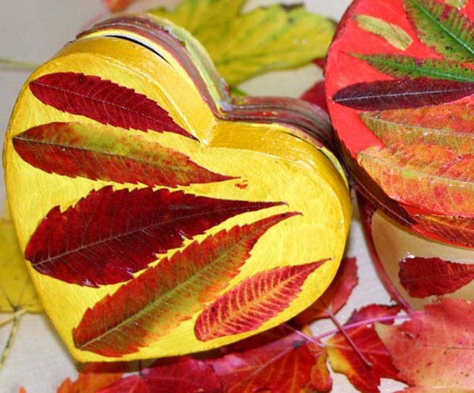 Basteln: Fertig sind die tollen Herbstdosen! Basteln: Fertig sind die tollen Herbstdosen!