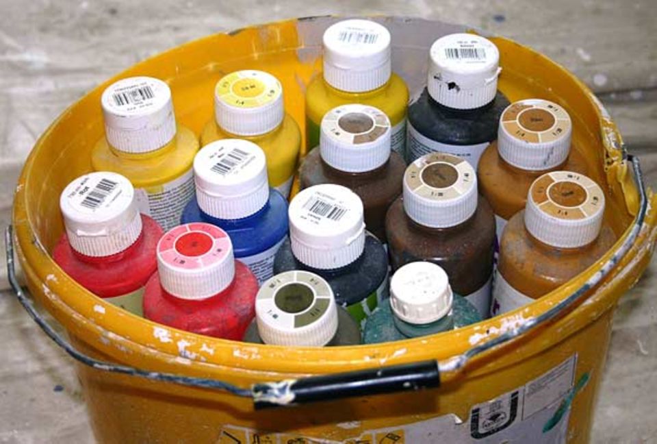 Beruf: Rot, gelb, grün oder blau - welche Farbe darf's denn sein? Beruf: Rot, gelb, grün oder blau - welche Farbe darf's denn sein?