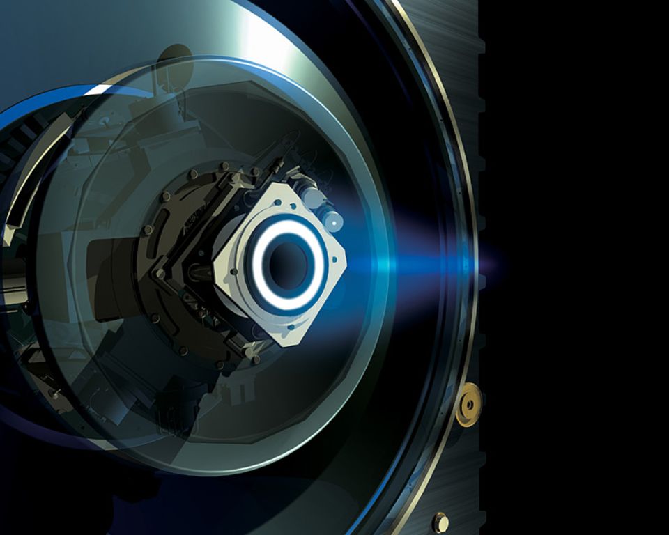 Das Ionentriebwerk von SMART-1: Elektrisch geladene Teilchen werden in einem magnetischen Feld beschleunigt und erzeugen einen Rückstoß. Den benötigten Strom liefern Sonnensegel mit 14 Meter Spannweite
